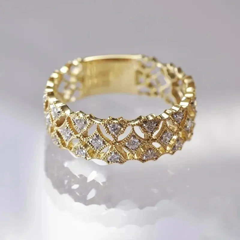 Huitan Cubic Zirconia Ring – Women's Sparkling Fashion Band