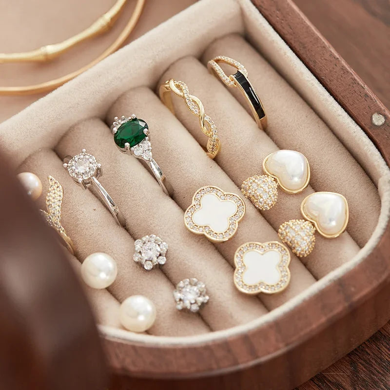Solid Wood Bear Jewelry Box – Ring & Necklace Organizer