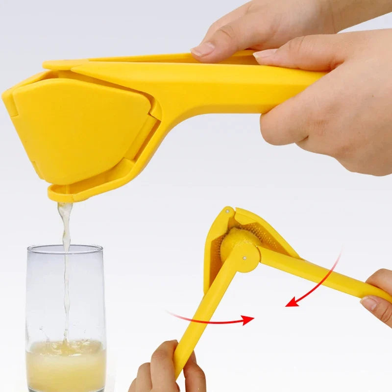 Manual Citrus Juicer – Food-Grade Plastic Lemon Lime Squeezer