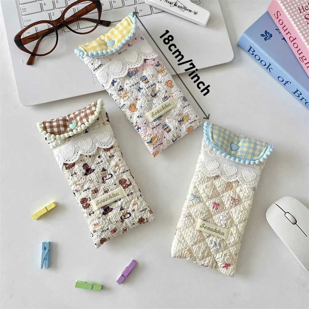 Quilted Polyester Sunglasses Pouch – Portable Glasses Case