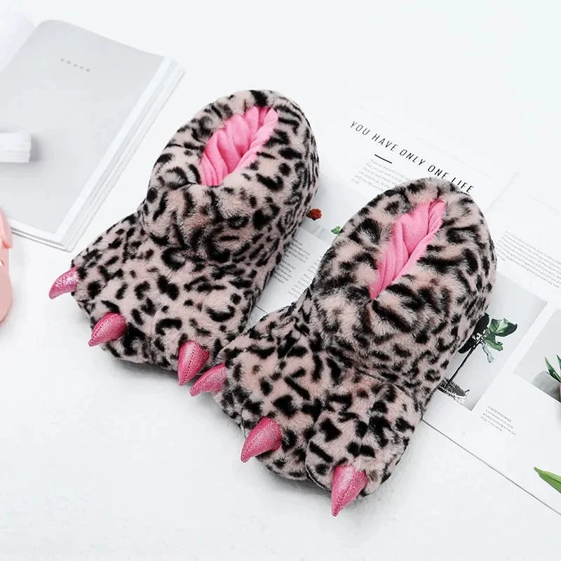 Green Lizard Claw Slippers – Unisex Novelty Furry Animal Slides