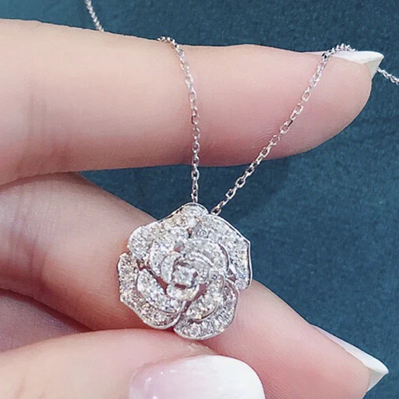 Huitan CZ Flower Pendant Necklace – O-Chain Clavicle Jewelry