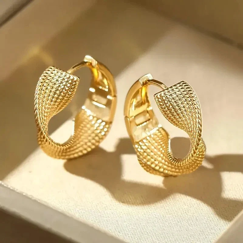 Huitan Twisted Hoop Earrings – Geometric Fashion Jewelry Women