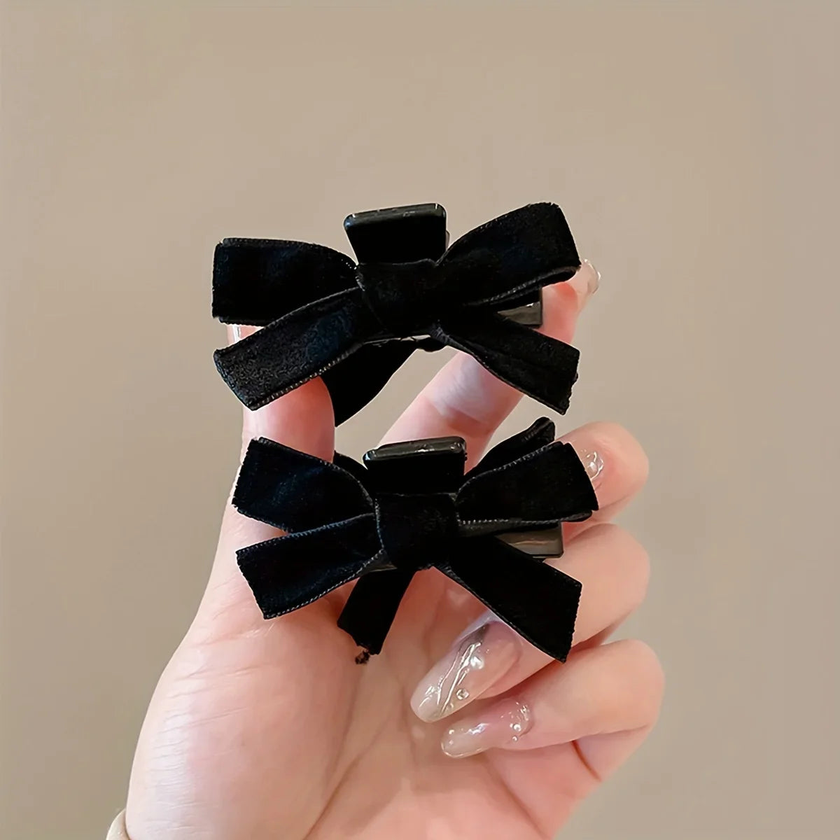 Black Velvet Bow Hair Claw Clips – Celebrity Style 2pcs Set