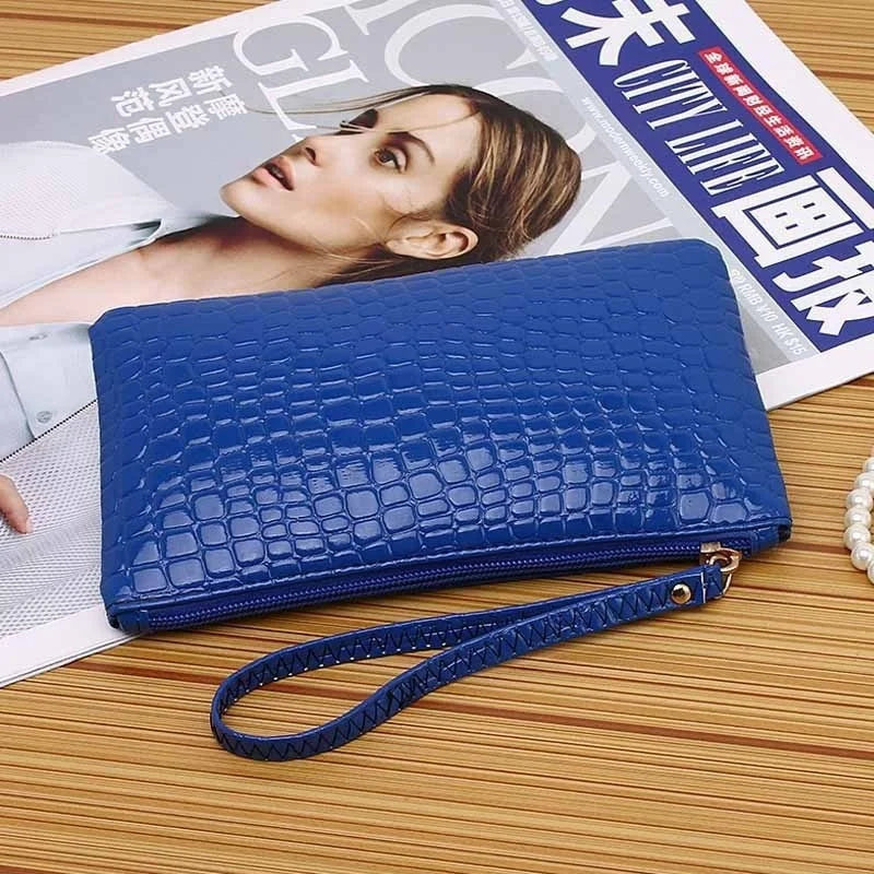 Women's Crocodile Grain PU Zip Coin Purse – Korean Style