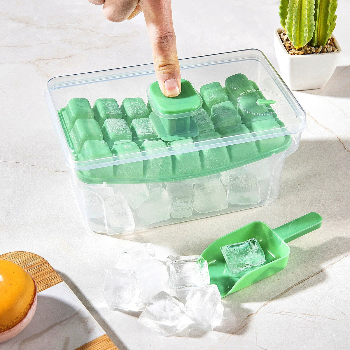 Ice Cube Trays with Lid & Bin – 68 Cubes, Easy Press Release