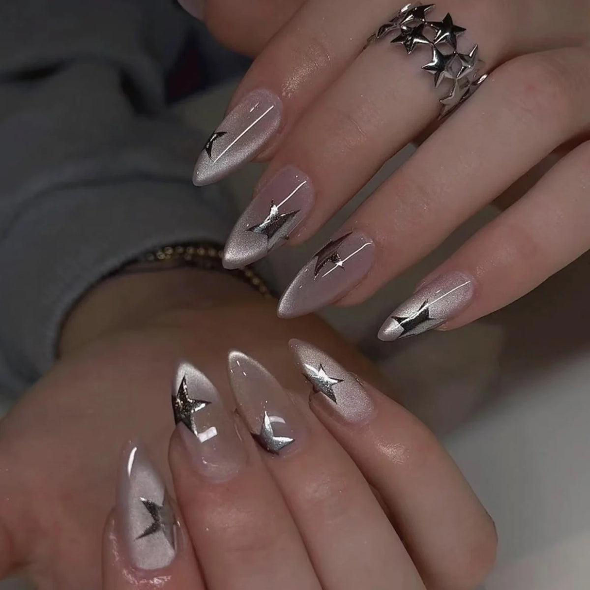 24pcs Y2K 3D Silver Star Press On Nails | Cat Eye Almond Glitter