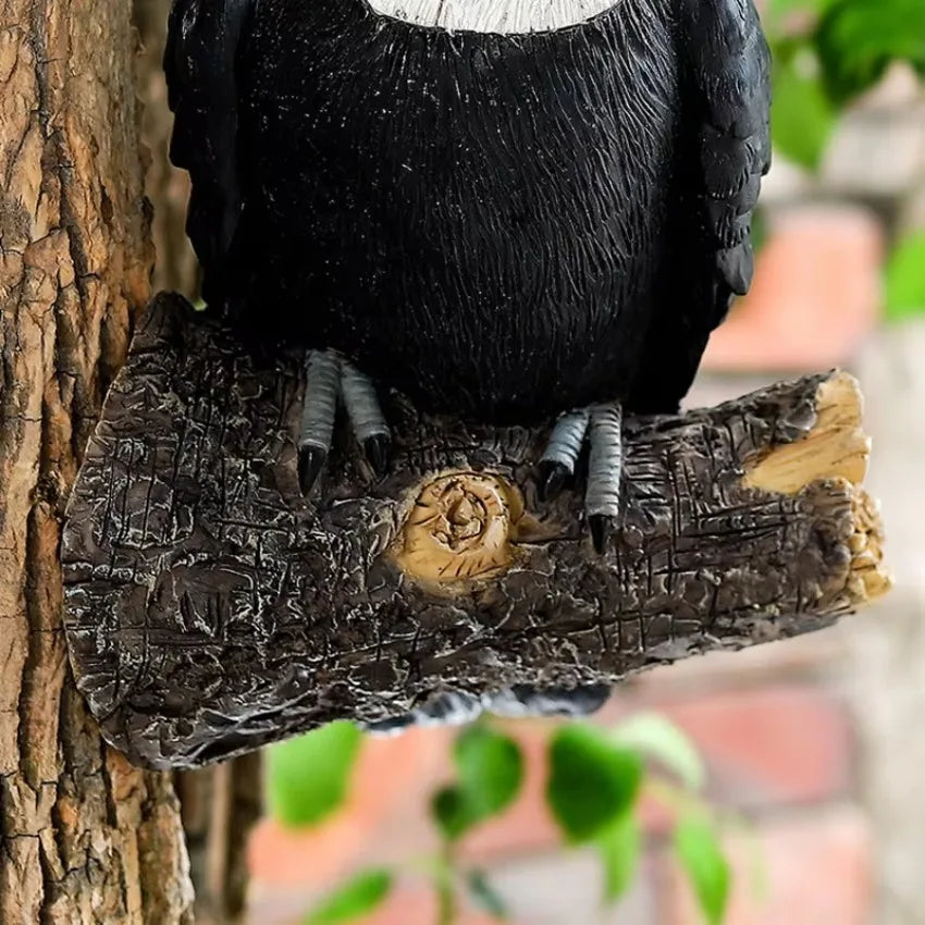 Toucan Bird Figurine – Hanging Resin Garden & Wall Ornament