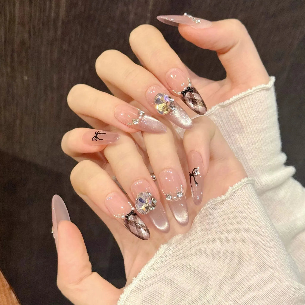 10pcs Pink Cat's Eye Press On Nails – Long Almond False Tips