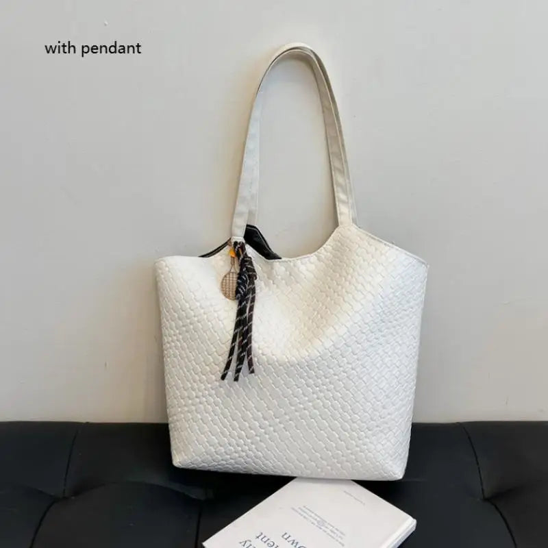 Minimalist Large Tote Bag – Lightweight PU Shoulder Bag