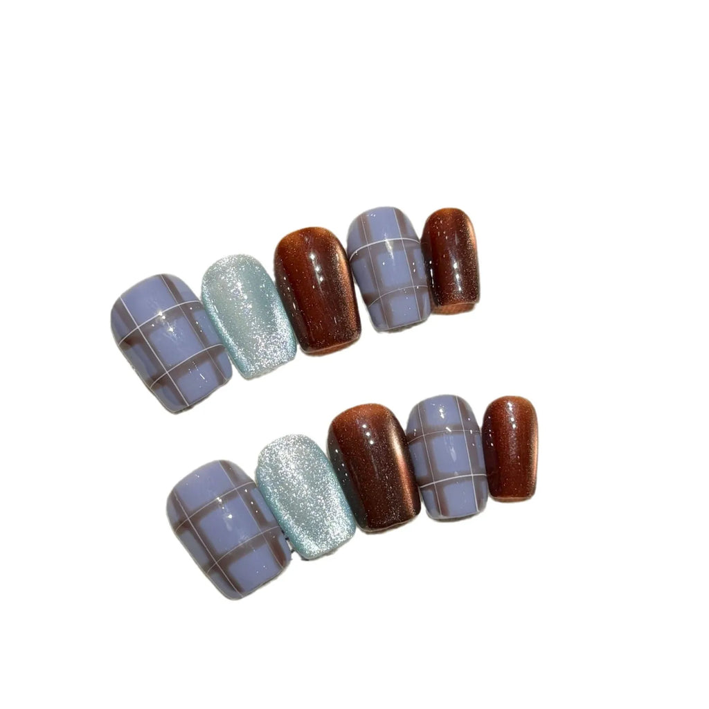 Retro Grid Glossy Press On Nails – Short Square Y2K Tips