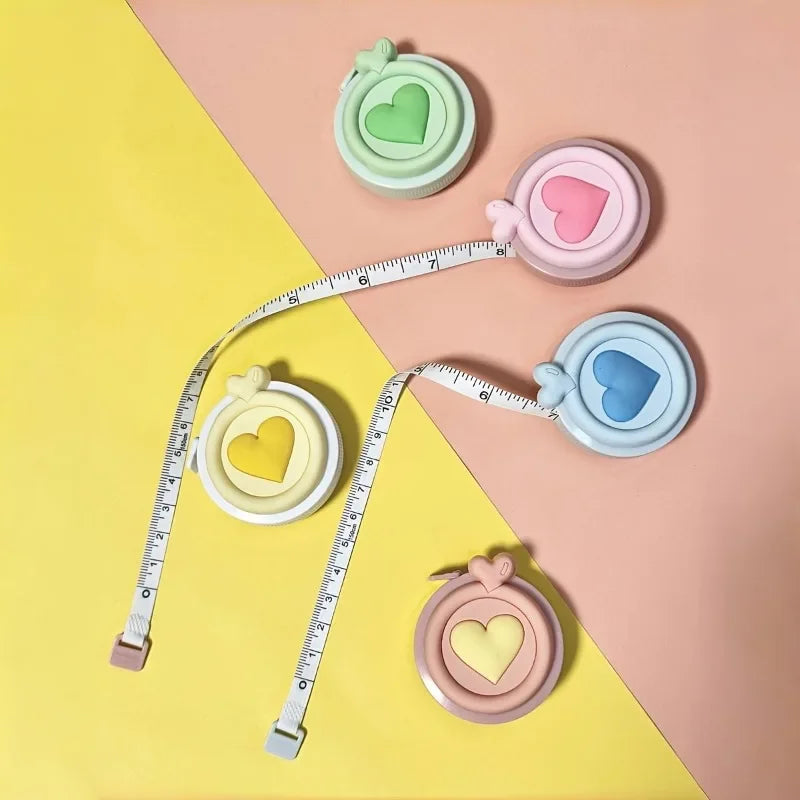 Pastel Heart-Shaped Retractable Mini Tape Measure – 1.5M