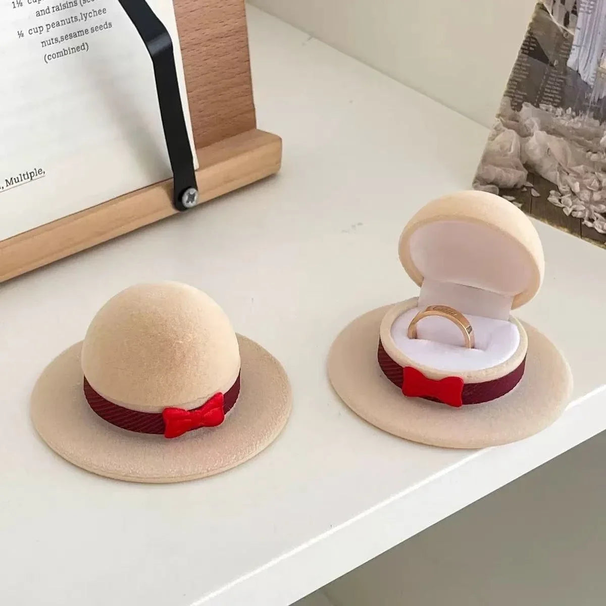 Woody Hat Ring Box | Creative Proposal & Valentine's Gift