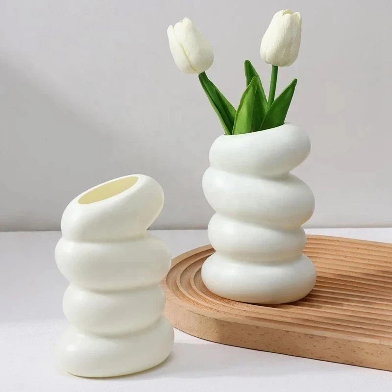 Plastic Spiral Vase – Nordic Creative Flower & Home Decor