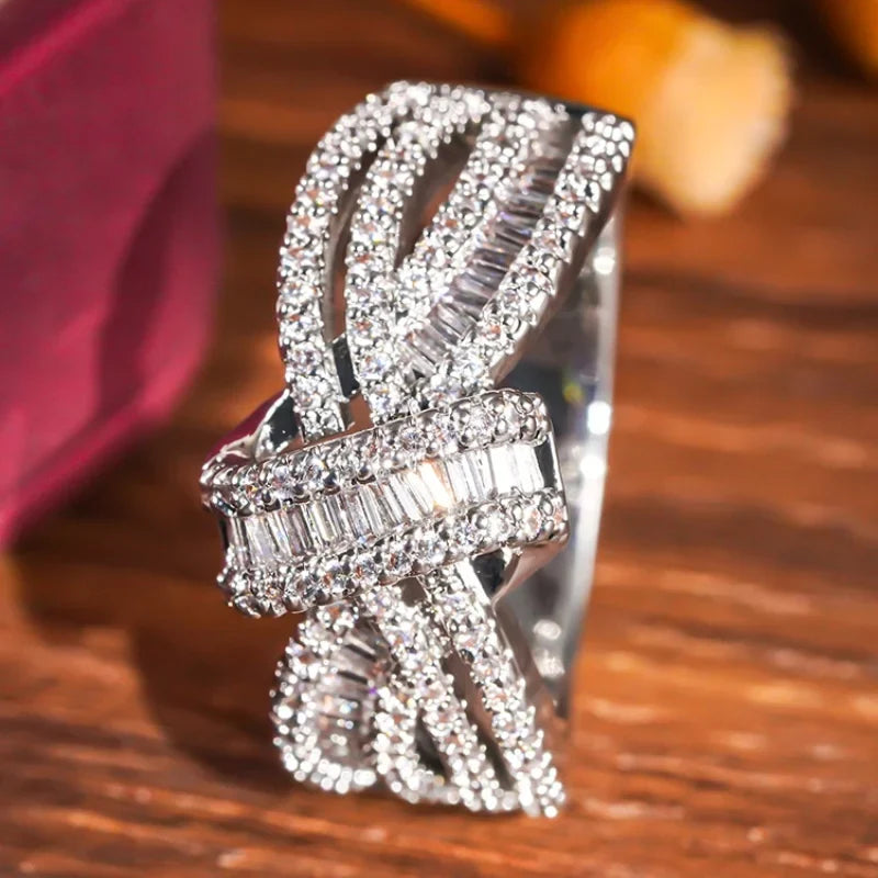 Huitan CZ Wedding Band – Sparkling Cubic Zirconia Ring for Women