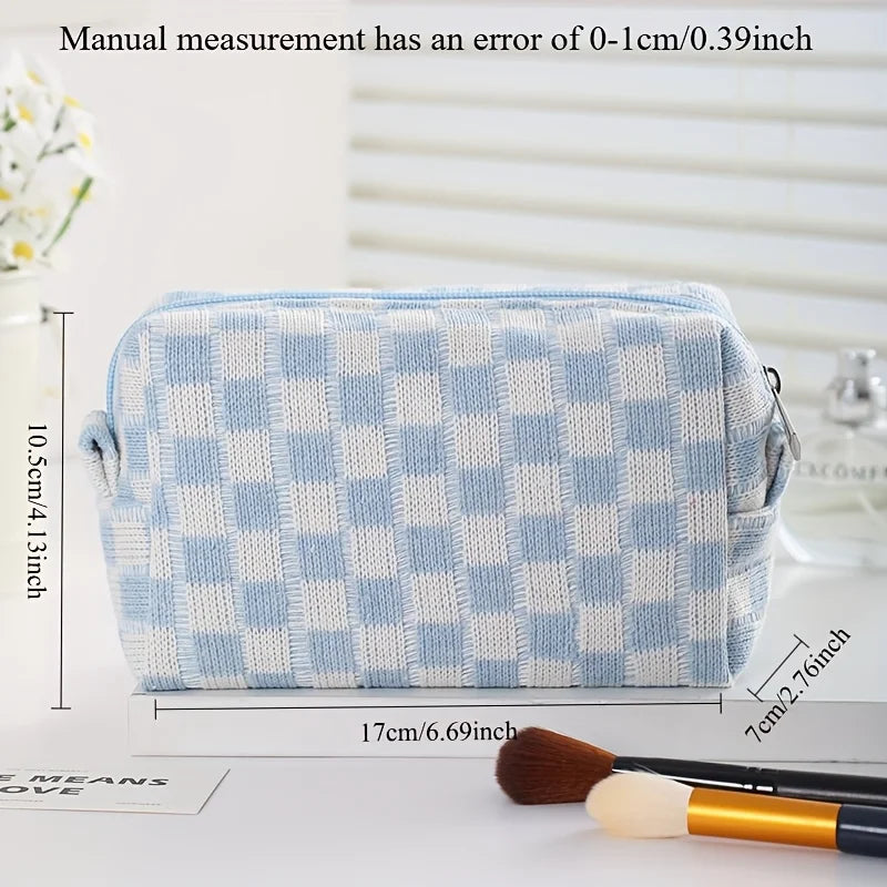 Checkered Knitted Makeup Bag – Cosmetic & Travel Pouch for Women