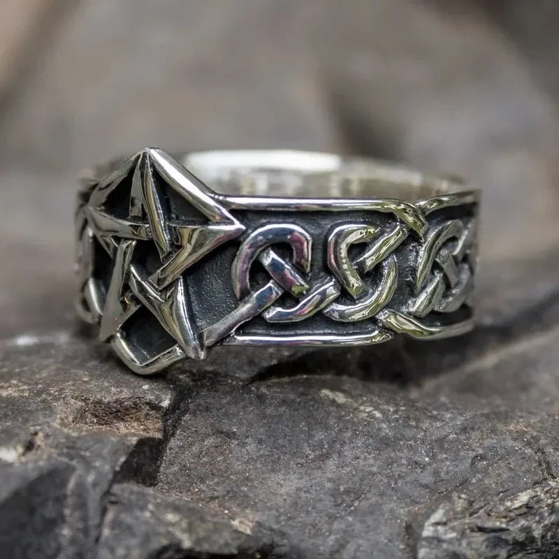 Huitan Retro Punk Star Ring – Vintage Rock Fashion Ring Women