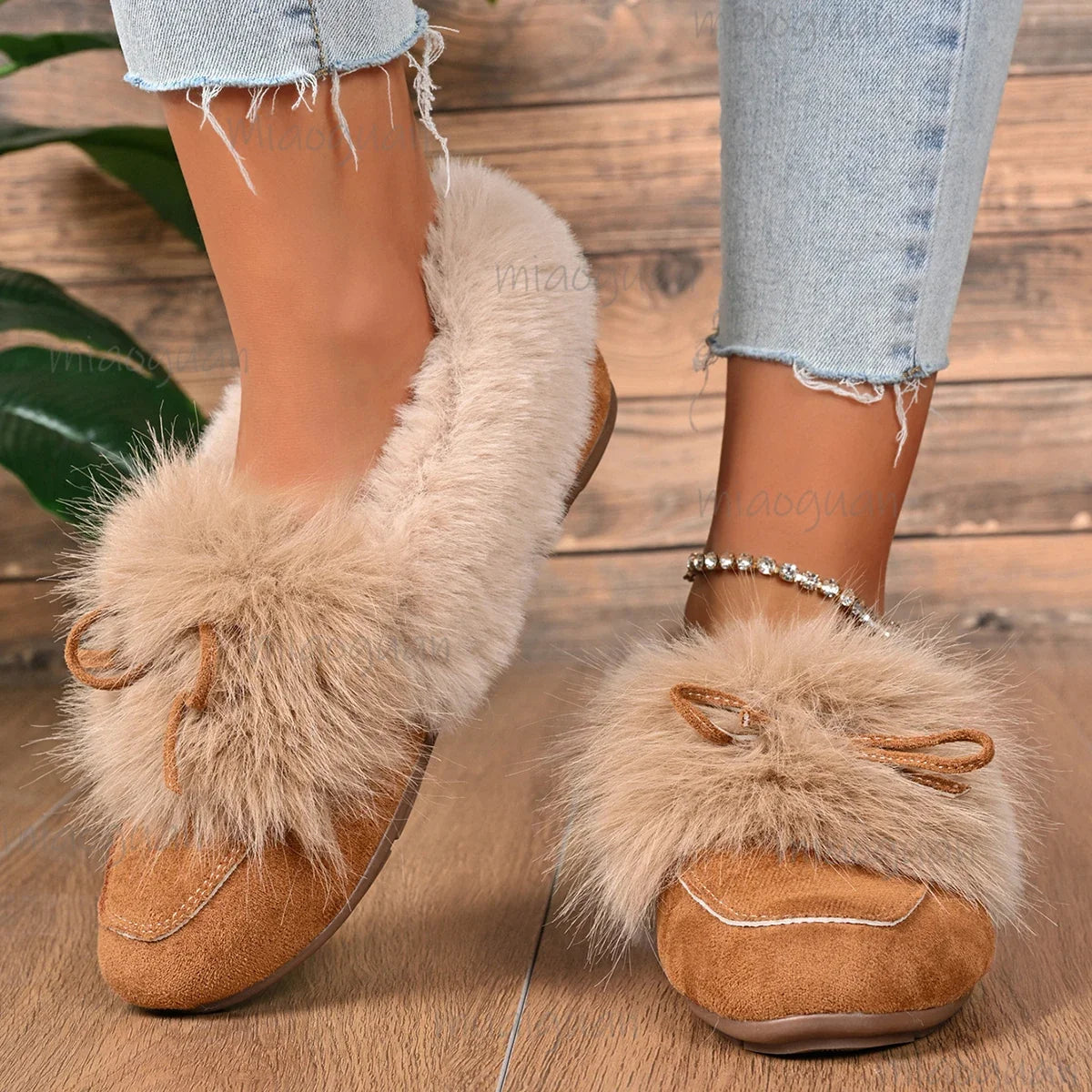 Women's Retro Faux Fur Bow Slip-On Flats – Plush Warm Shoes