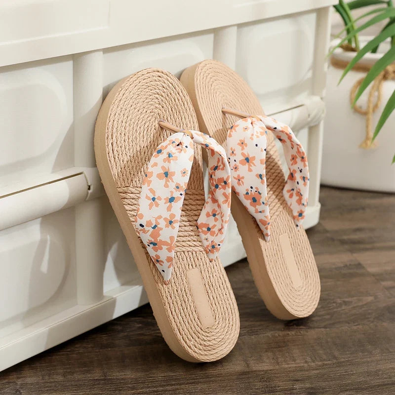 Women's Floral Flip Flops Non-Slip Beach Slides & Sandals