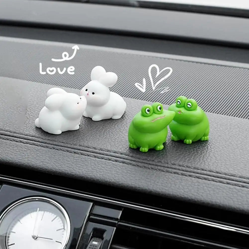 Cartoon Kiss Face Rabbit Kitten Doll Ornaments Funny Resin Ducks