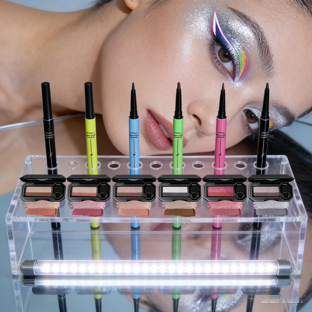 Eyeshadow Palette & Waterproof Eyeliner Set – 8+ Shades