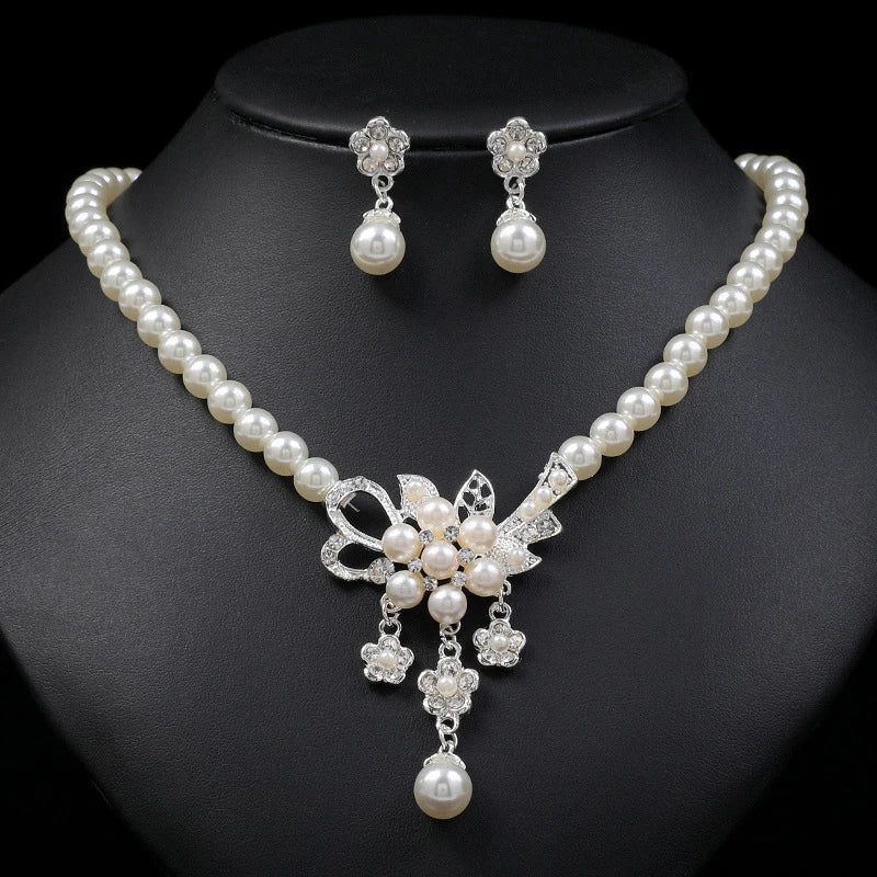 Women's Faux Pearl Rhinestone Flower Necklace & Earring Set