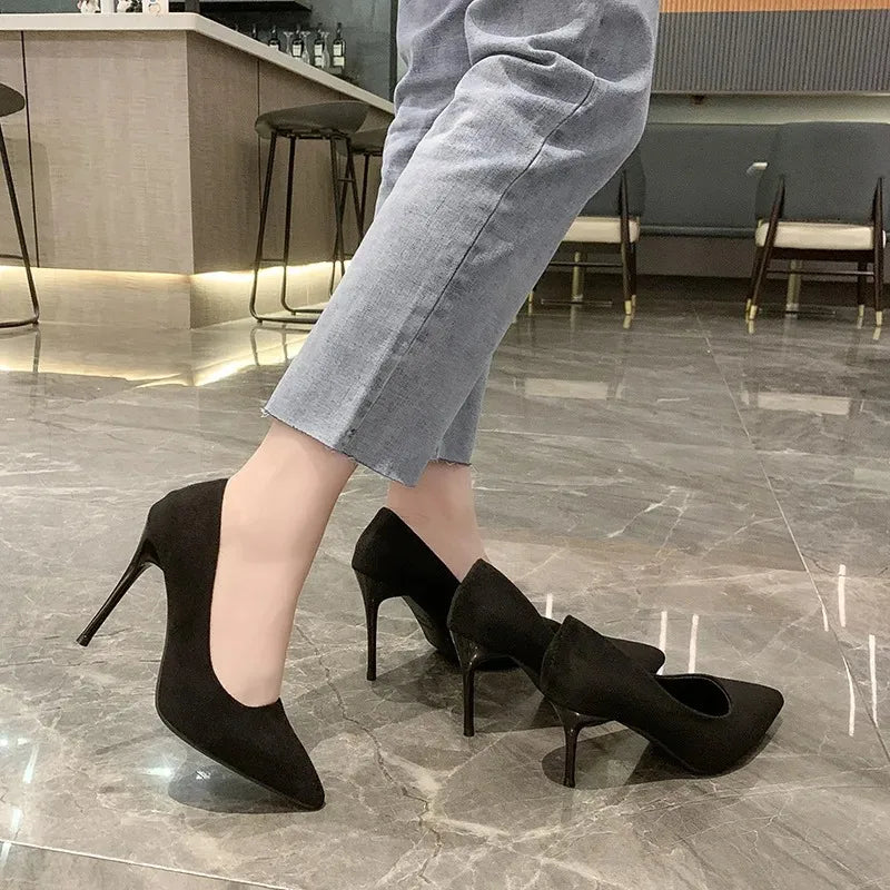 Black Stiletto Pumps – Pointed Toe High Heel Slip-On Shoes