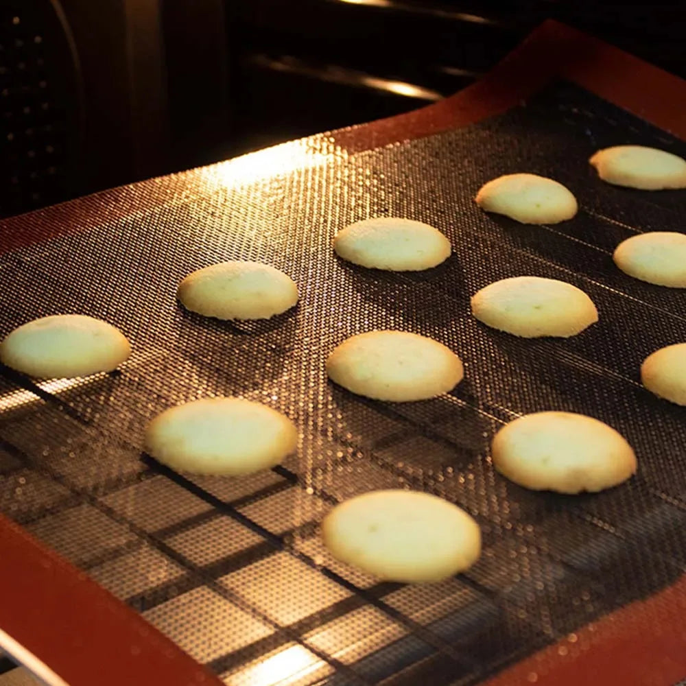 Silicone Baking Mat 30x40cm – Non-Stick Reusable Oven Pad