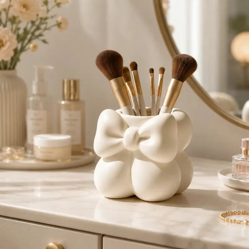 Cute Bow Ceramic Makeup Brush & Pen Organizer Cup – White