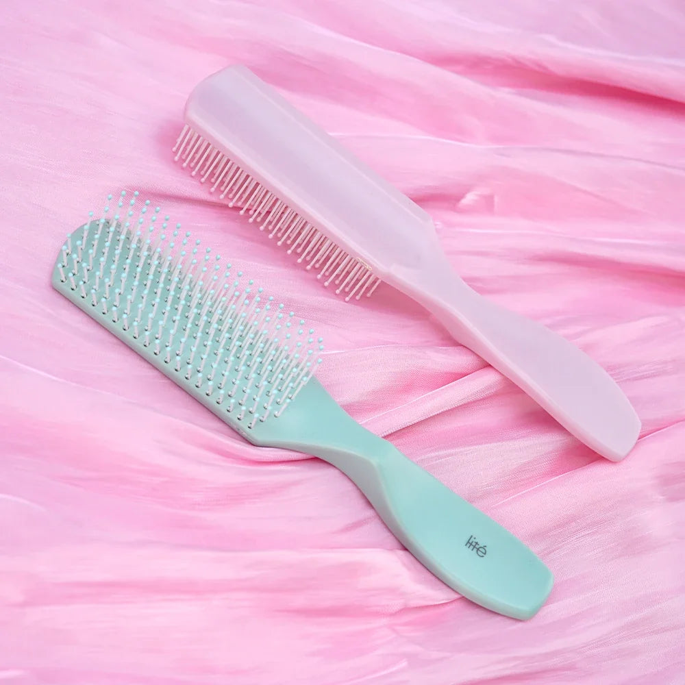 Pastel Hair Detangling Brush – Soft Bristles & Protective Cap