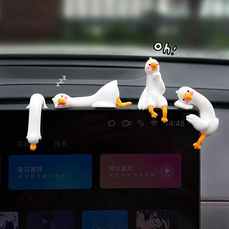 Cute 3D Resin Duck Figurine – Desk, Monitor & Car Decor