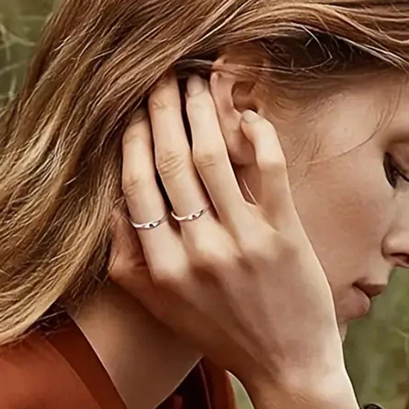 Huitan Heart Enamel Ring – Silver & Rose Gold Thin Band