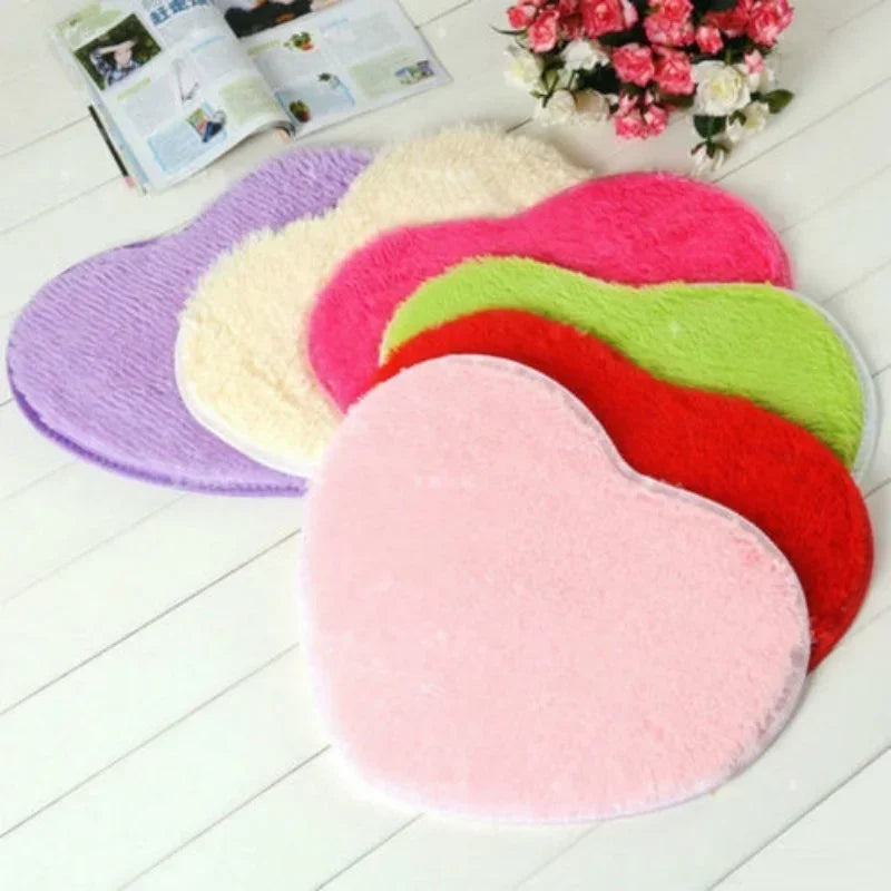30x40cm Non-Slip Bath Mat – Soft Shaggy Heart Design Rug