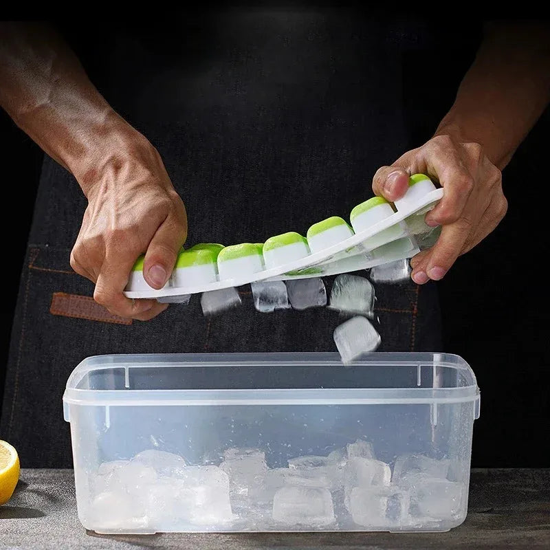Silicone Square Ice Cube Mold with Lid – 14 Compartments
