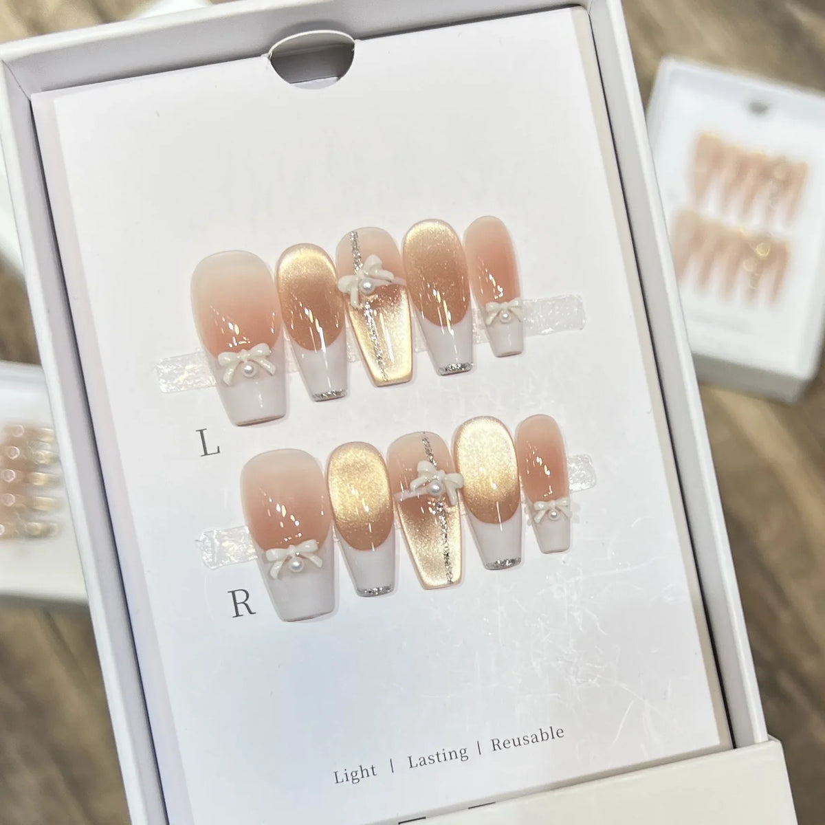 Handmade French Cat Eye Press On Nails – White Bow Short Round