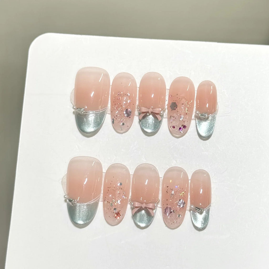Press-On Nails Embossed Ice Flower Cat's Eye Almond Tips | YADORNOS