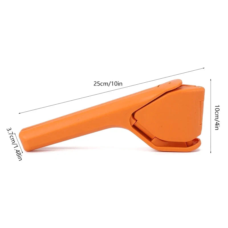 Manual Citrus Juicer – Food-Grade Plastic Lemon Lime Squeezer