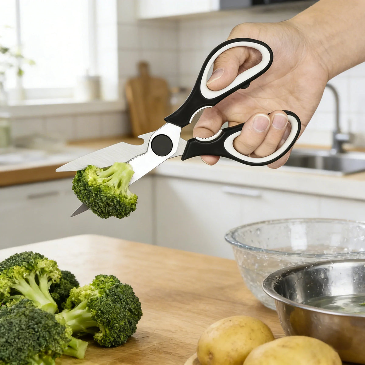 Heavy-Duty Kitchen Scissors – Meat, Bone & Multi-Purpose Shears