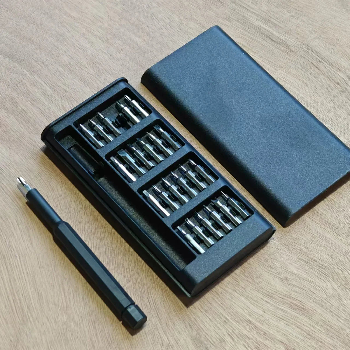 24-Piece Precision Screwdriver Set – Electronics & Phone Repair