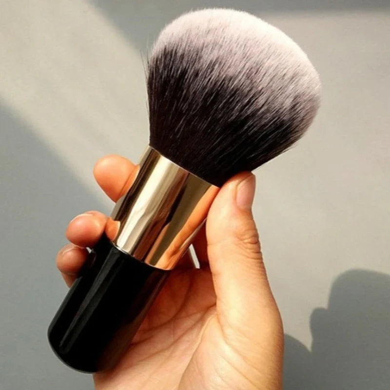 Large Powder Foundation Brush – Blush, Bronzer & Sculpting