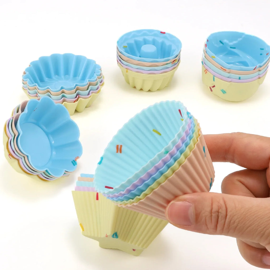 5-Piece Silicone Cupcake Muffin Baking Molds – DIY Bakeware Set