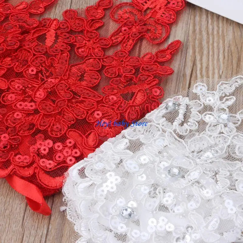 Girls Lace Princess Gloves – Wedding Costume Accessory 4–6Y