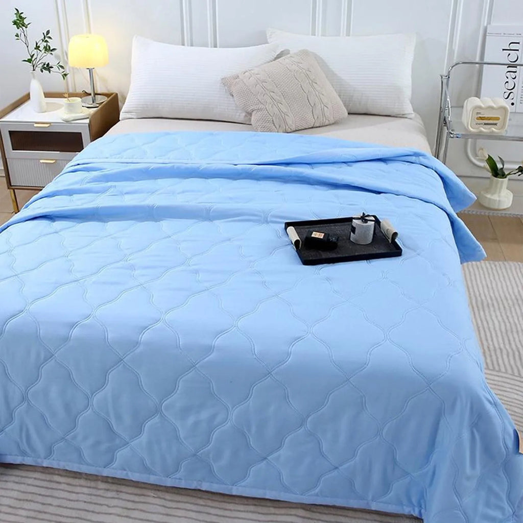 Double-Sided Cooling Blanket – Breathable Summer Quilt