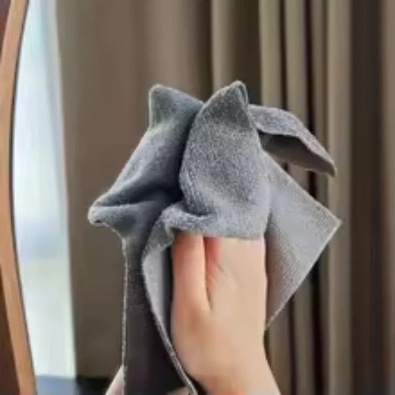 50-Pack Microfiber Cleaning Cloths – Lint-Free Reusable Wipes