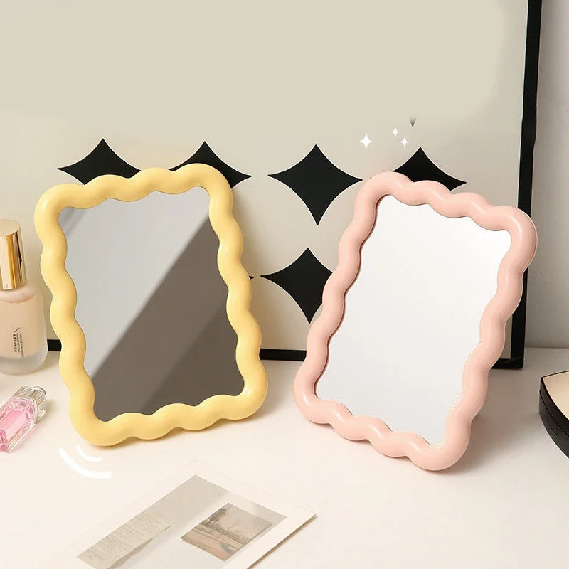 DIKALU Corrugated Compact Makeup Mirror | Foldable & Portable