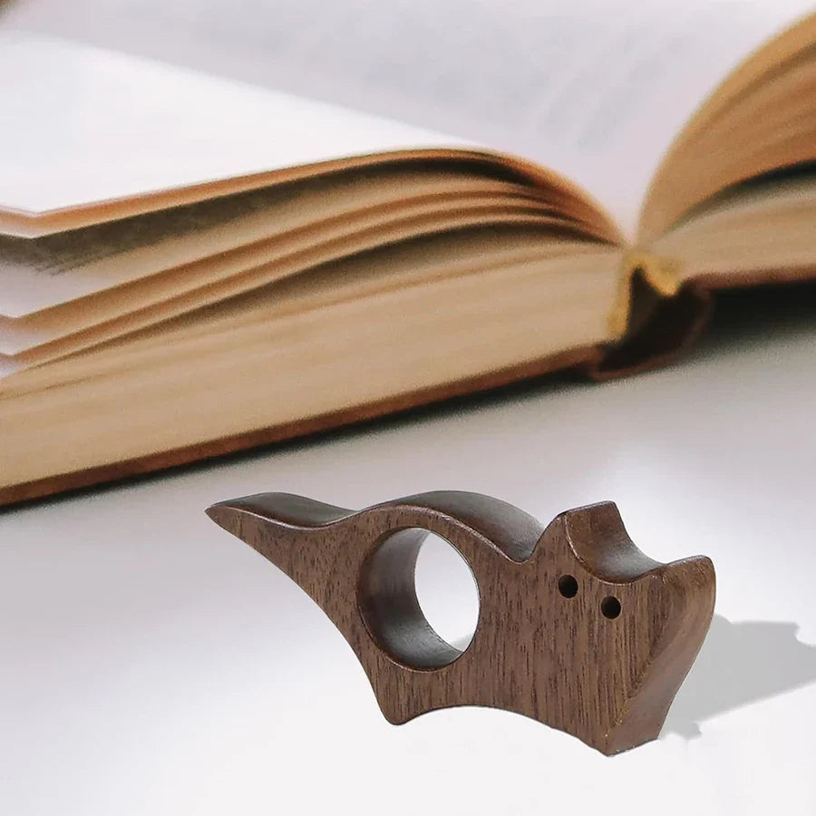 Natural Wood Cat Bookmark – Thumb Ring Book Page Holder | Gift