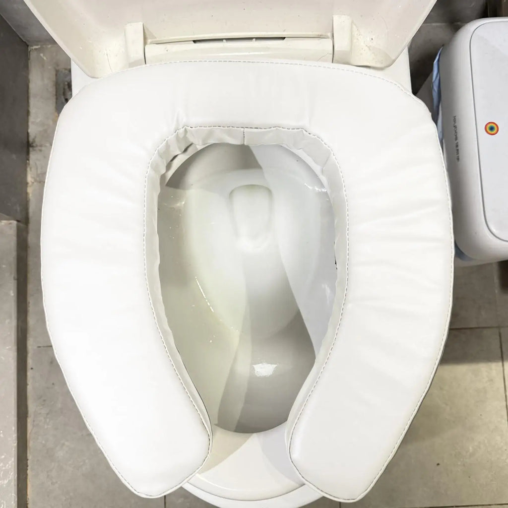 Ergonomic Padded Toilet Seat Riser – Non-Slip & Waterproof