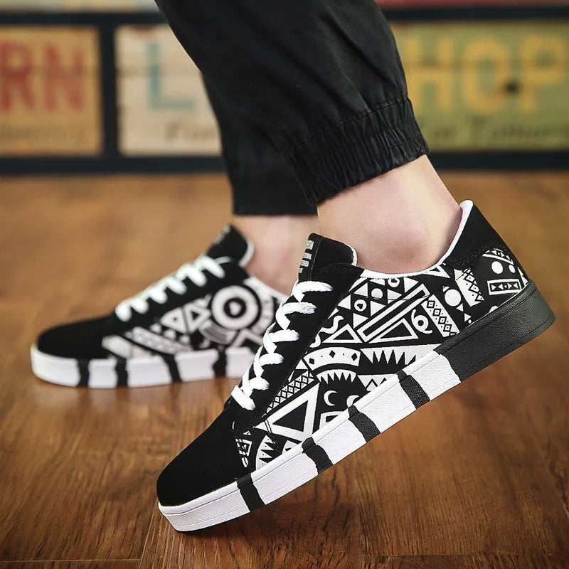 Men's Casual Sneakers – Non-Slip Breathable Lace-Up Canvas Shoes