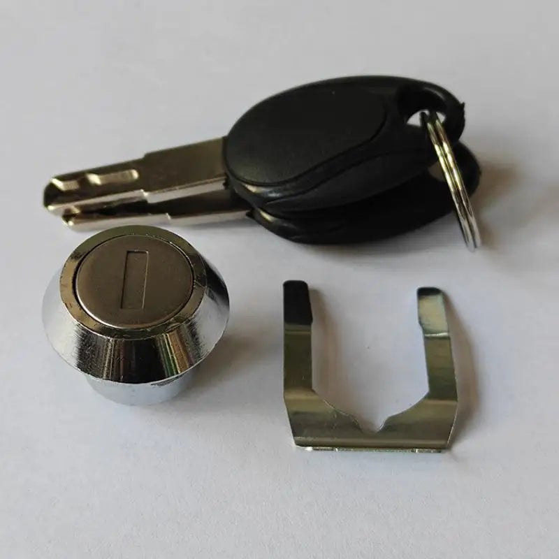 Motorcycle Top Box Lock Cylinder, Core Plug & Keys – 25L–100L