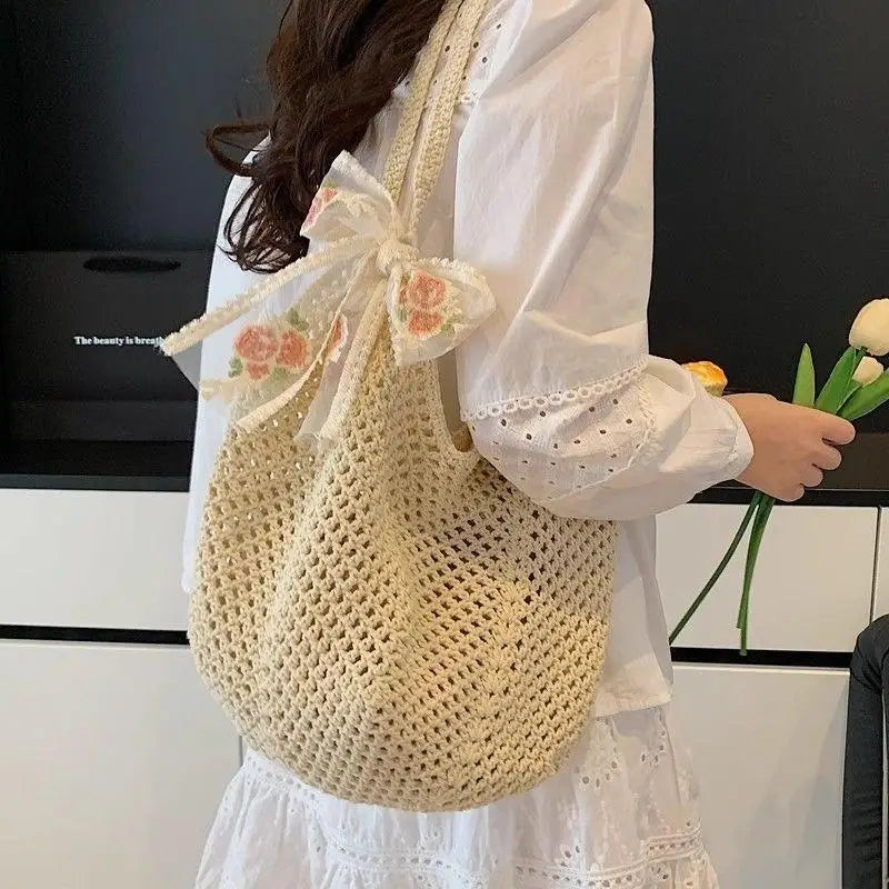Women's Large Woven Straw Tote Bag – Handmade Beach Shoulder Bag
